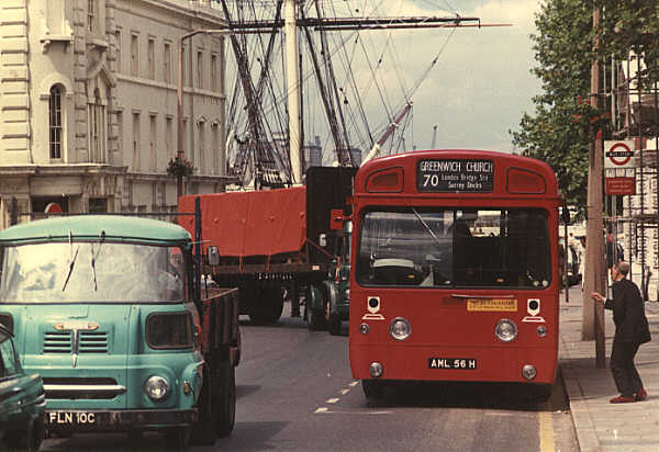 70 bus at Greenwich Church